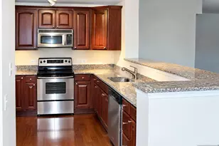 6202 City Pl, Edgewater, NJ 07020 - Photo 2