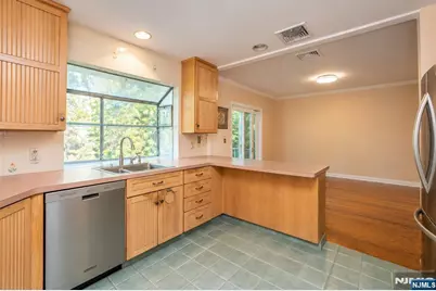 175 Riverdale Street, Hillsdale, NJ 07642 - Photo 14