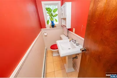 175 Riverdale Street, Hillsdale, NJ 07642 - Photo 36