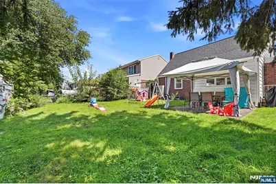 9-06 6th Street, Fair Lawn, NJ 07410 - Photo 26