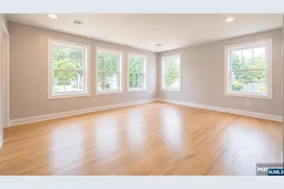 15 Edison Street, Clifton, NJ 07013 - Photo 10