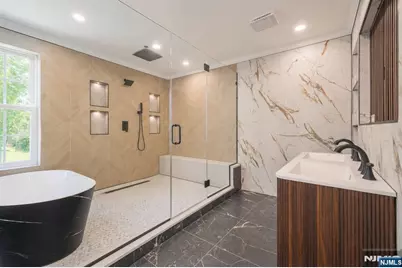 15 Edison Street, Clifton, NJ 07013 - Photo 8