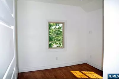 19 Dumont Avenue 2 #2, Clifton, NJ 07013 - Photo 10