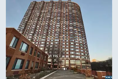 100 Old Palisade Road 3916 #3916, Fort Lee, NJ 07024 - Photo 1