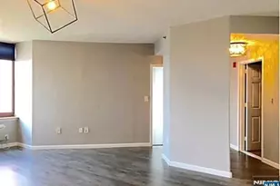 100 Old Palisade Road 3916, Fort Lee, NJ 07024 - Photo 10
