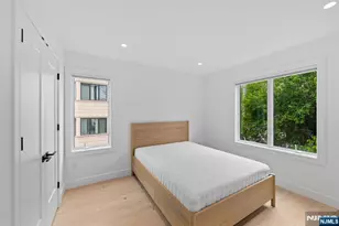 13 Lasher Ln, Edgewater, NJ 07020 - Photo 34