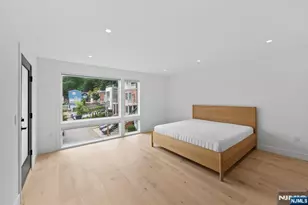 13 Lasher Ln, Edgewater, NJ 07020 - Photo 24