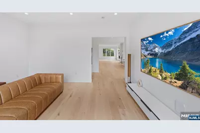 13 Lasher Lane, Edgewater, NJ 07020 - Photo 20