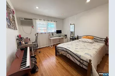 405 8th Street 2L #2L, Carlstadt, NJ 07072 - Photo 8