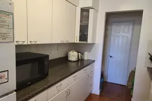 2200 Center Ave E6, Fort Lee, NJ 07024 - Photo 8