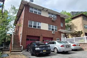 3 Hooks Ln, Edgewater, NJ 07020 - Photo 2