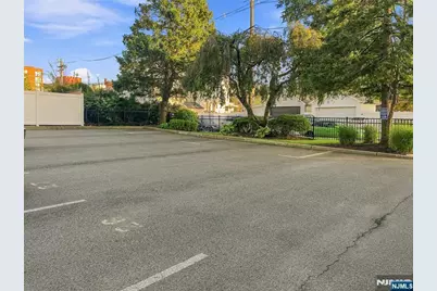 300 Park Street 1F #1F, Hackensack, NJ 07601 - Photo 28