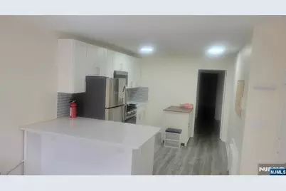 552 38th Street 2 #2, Union City, NJ 07087 - Photo 6