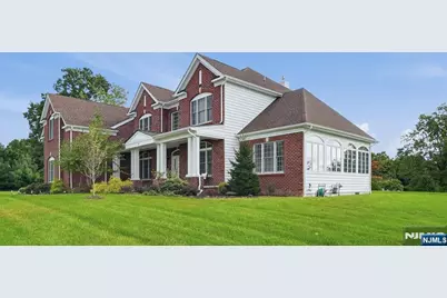 73 Woodmere Road, Upper Saddle River, NJ 07458 - Photo 4