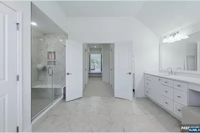 73 Woodmere Road, Upper Saddle River, NJ 07458 - Photo 36