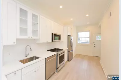 153 Dayton Street 3 #3, Ridgewood, NJ 07450 - Photo 4