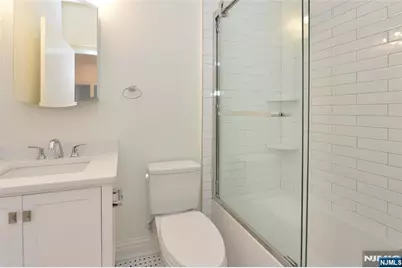 153 Dayton Street 4 #4, Ridgewood, NJ 07450 - Photo 8