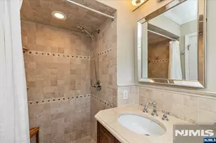 54 Spruce Run 54, Ramsey, NJ 07446 - Photo 16