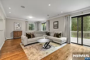 54 Spruce Run 54, Ramsey, NJ 07446 - Photo 4