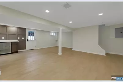 300 John Ochs Drive, Saddle Brook Township, NJ 07663 - Photo 40