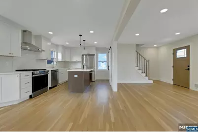 300 John Ochs Drive, Saddle Brook Township, NJ 07663 - Photo 6