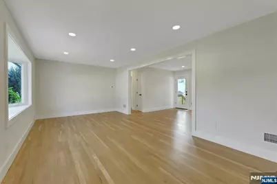 300 John Ochs Drive, Saddle Brook Township, NJ 07663 - Photo 14
