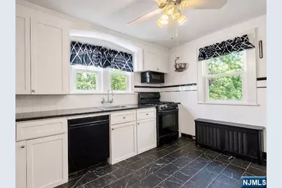 326 Rea Avenue, Hawthorne, NJ 07506 - Photo 26