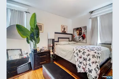 139-141 Richelieu Terrace, Newark, NJ 07106 - Photo 4