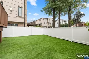 36 W Central Blvd A, Palisades Park, NJ 07650 - Photo 22