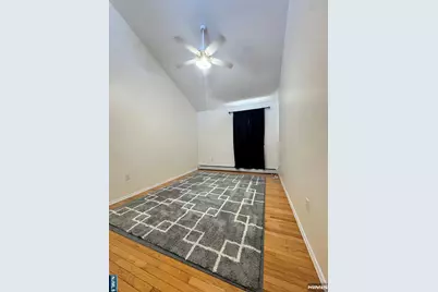 602 Studio, Ridgefield, NJ 07657 - Photo 14