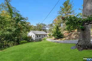 551 E Shore Rd, West Milford, NJ 07421 - Photo 26