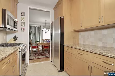 4 Horizon Road 815 #815, Fort Lee, NJ 07024 - Photo 8