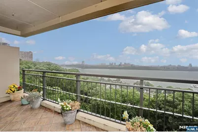 4 Horizon Road 815 #815, Fort Lee, NJ 07024 - Photo 24