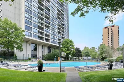 4 Horizon Road 815 #815, Fort Lee, NJ 07024 - Photo 38
