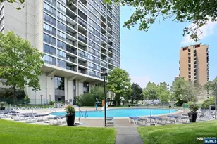4 Horizon Road 815, Fort Lee, NJ 07024 - Photo 38