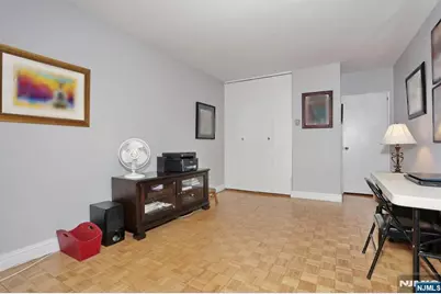 4 Horizon Road 815 #815, Fort Lee, NJ 07024 - Photo 20