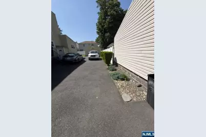 735 7th Street, Secaucus, NJ 07094 - Photo 6
