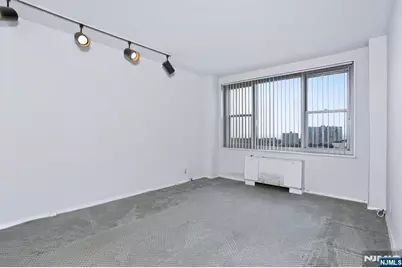2100 Linwood Avenue 15A #15A, Fort Lee, NJ 07024 - Photo 16