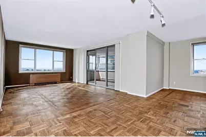 2100 Linwood Avenue 15A #15A, Fort Lee, NJ 07024 - Photo 8