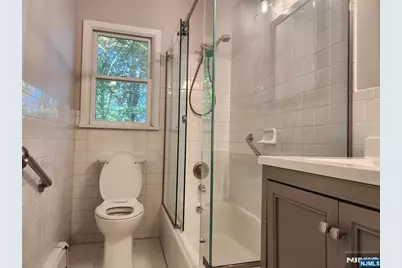 3 Arrowhead Road, Park Ridge, NJ 07656 - Photo 6