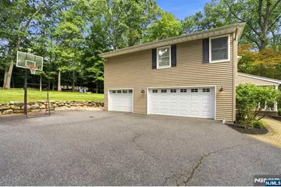 7 Sleepy Hollow Road, Upper Saddle River, NJ 07458 - Photo 38