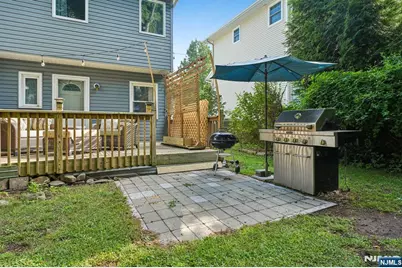 70 Gramercy Place, Glen Rock, NJ 07452 - Photo 32