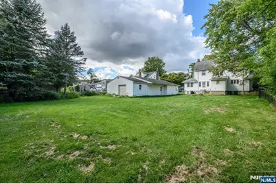327 Rifle Camp Road, Little Falls Township, NJ 07424 - Photo 30