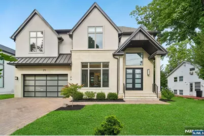29 Roslyn Avenue, Englewood Cliffs, NJ 07632 - Photo 2