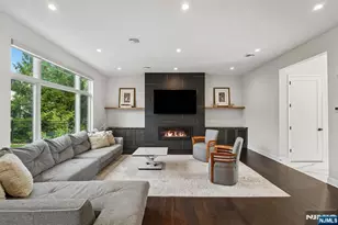 29 Roslyn Ave, Englewood Cliffs, NJ 07632 - Photo 12