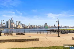 1000 Maxwell Ln Ph12G, Hoboken, NJ 07030 - Photo 32