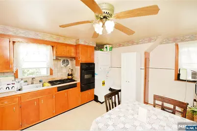 62 Knapp Avenue, Clifton, NJ 07011 - Photo 20