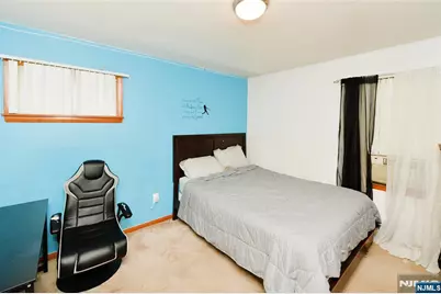 62 Knapp Avenue, Clifton, NJ 07011 - Photo 10