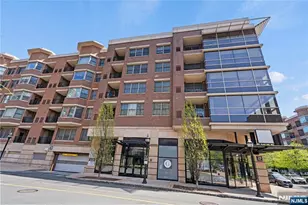 20 Ave At Port Imperial 403, West New York, NJ 07093 - Photo 36