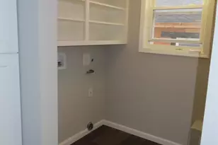 631 2nd Ave 2nd Floor, Lyndhurst Township, NJ 07071 - Photo 4